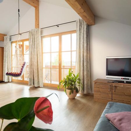 Pension Bernhardhof Otterfing Bagian luar foto