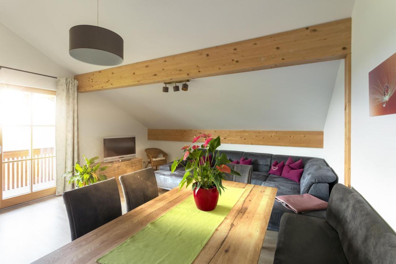 Pension Bernhardhof Otterfing Bagian luar foto